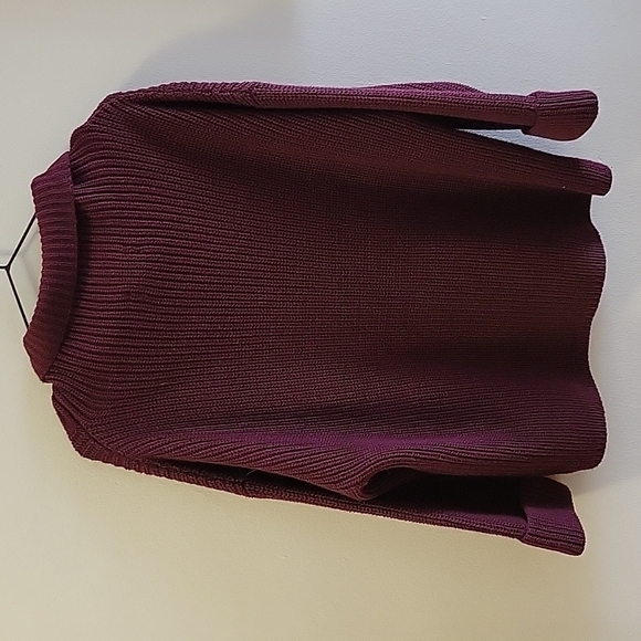 𝅺LORD & TAYLOR Burgundy Sweather US S - Picture 4 of 8